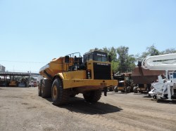 CAMION FUERA DE CARRETERA CAT D400E 0455-5